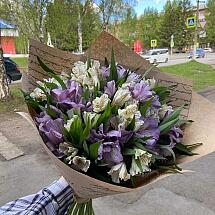 Купить цветы в магазине в городе Москва