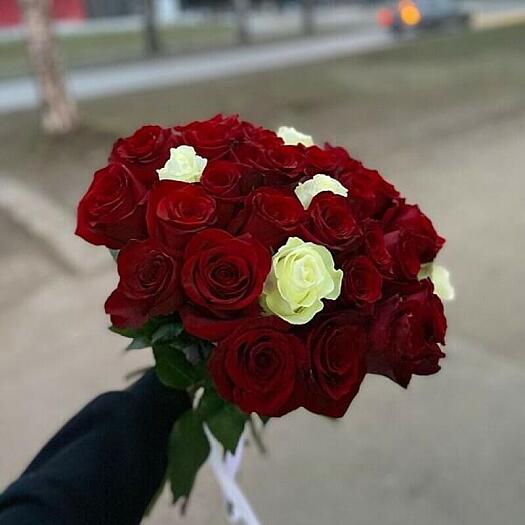 Купить цветы в магазине в городе Москва