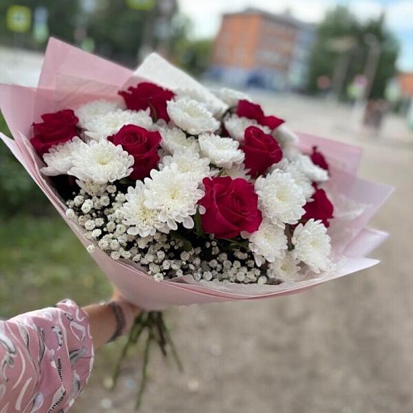 Купить цветы в магазине в городе Москва